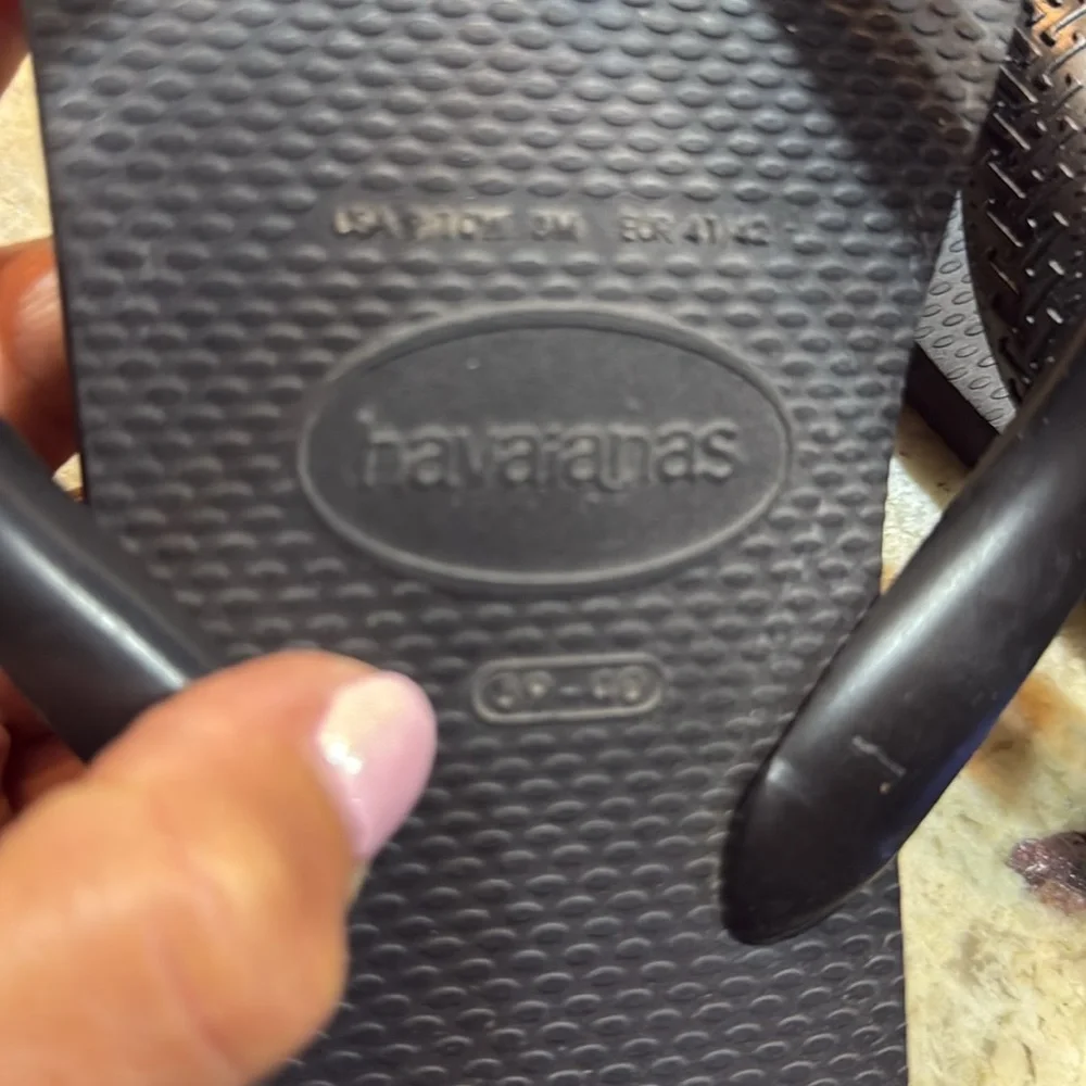 Havaianas TOP Women’s Fip Flops with Claw pins Black Size 9
